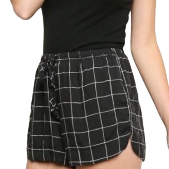 Brandy Melville Black Grid Eve Drawstring Shorts - Picture 2 of 10